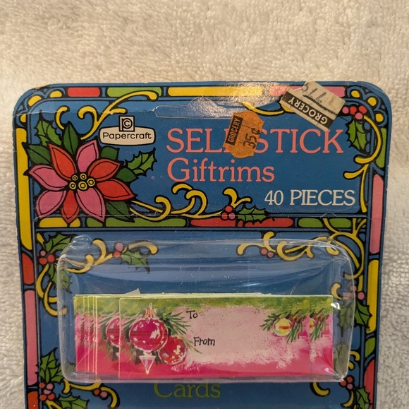 Papercraft new old stock self-stick Christmas gift tags - Picture 2 of 5